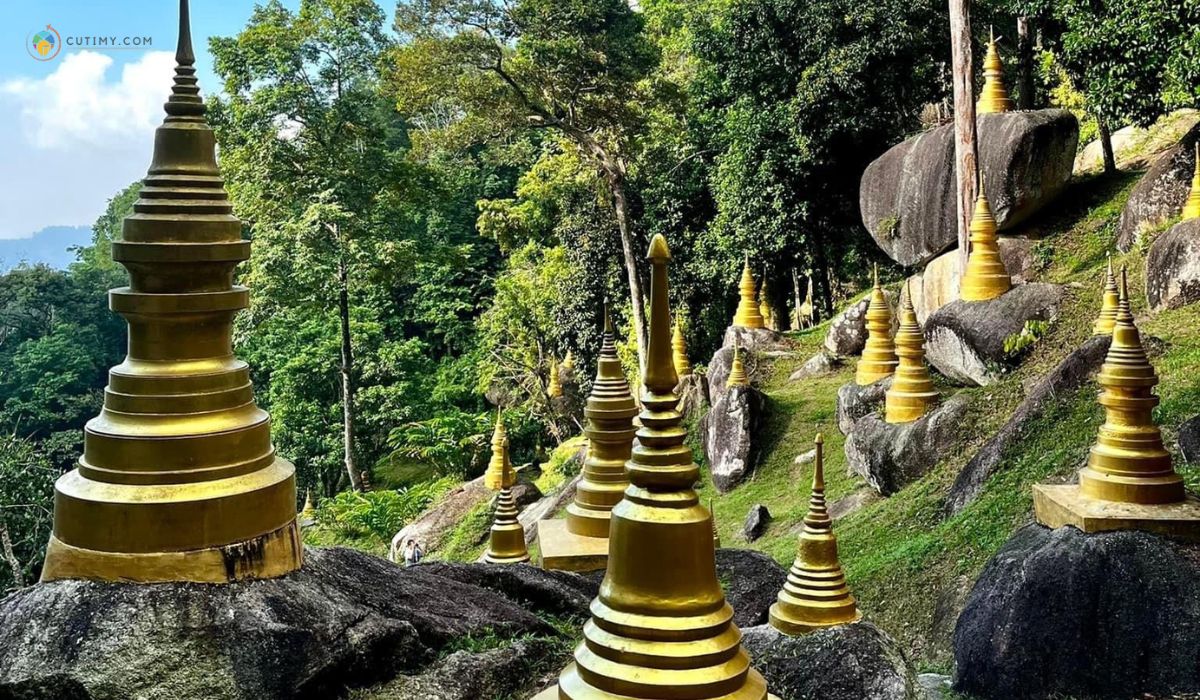 imej Golden Stupa Penang Hill